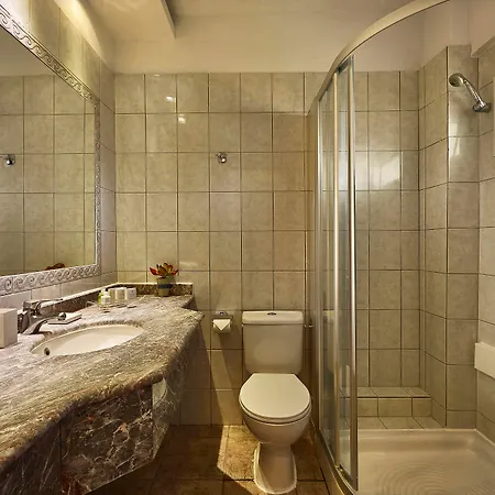 Ilio Mare 5* Órmos Prínou