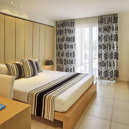 Ilio Mare Rezort Órmos Prínou