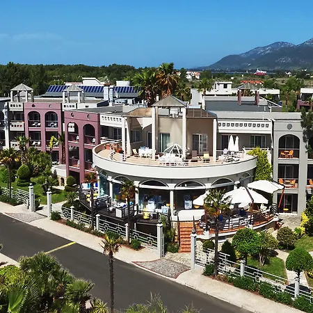 Rezort Ilio Mare Órmos Prínou