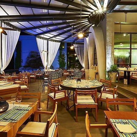 Rezort Ilio Mare Órmos Prínou