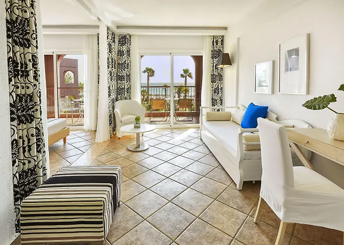 Semesteranläggning (resort) Ilio Mare 5*