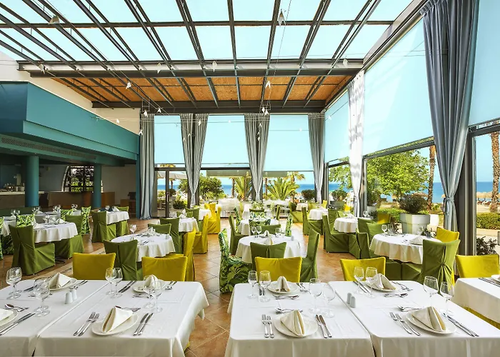 Ilio Mare Semesteranläggning (resort) Órmos Prínou