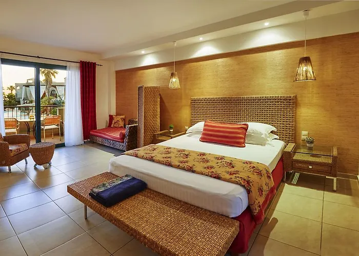 Semesteranläggning (resort) Ilio Mare 5*