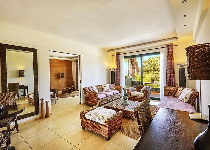 Semesteranläggning (resort) Ilio Mare